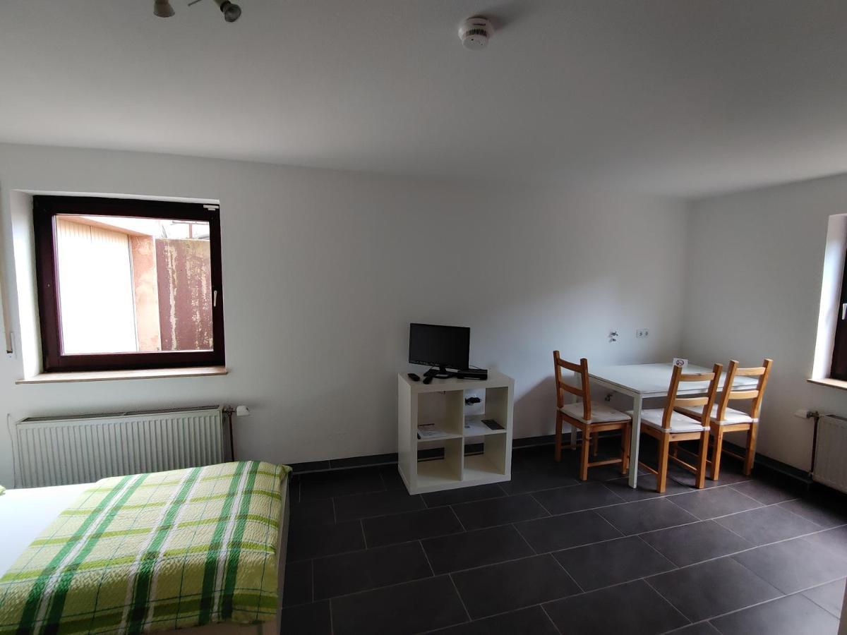 Ferienwohnung Kerstin Grambow Vaihingen an der Enz Eksteriør billede